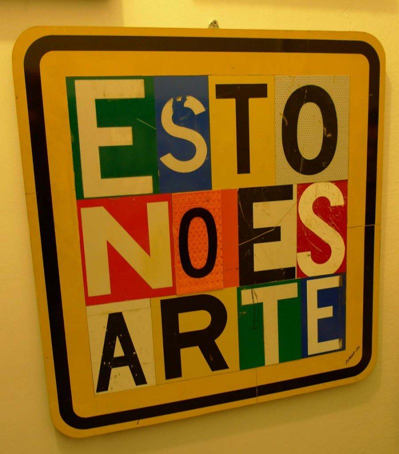 Mike Farrugia, Esto No Es Arte, 2006